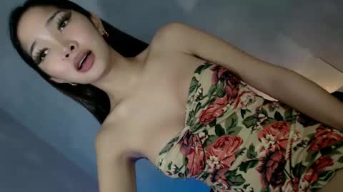 Lily online show from January 28, 3:15 am