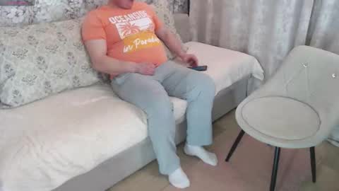 Roxy Kate Mary Alex Arnold online show from March 20, 2:33 pm