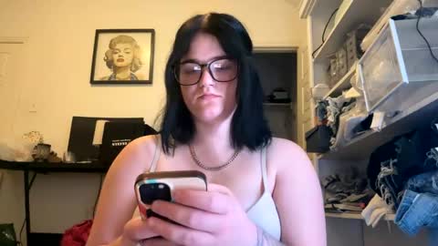 Kam online show from May 18, 12:31 am