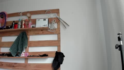         online show from February 18, 4:29 pm