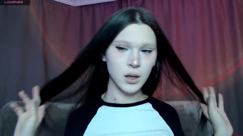 Nextdoor Princess online show from February 18, 3:31 am