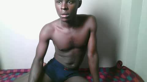 sextwinkboy2 online show from April 8, 8:28 am