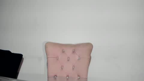 SARA    online show from October 30, 1:06 am