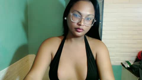 sexuallyattractive_mae online show from June 22, 9:06 am