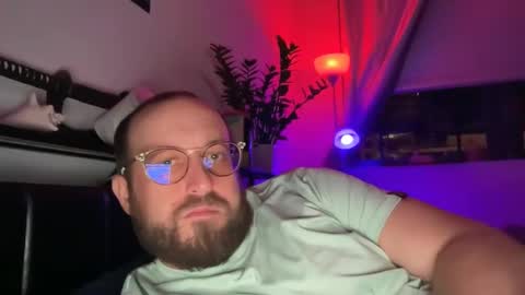 sexxfreak21 online show from December 4, 3:31 am