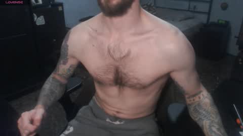 SiuL online show from December 17, 8:59 pm