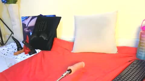 sexxy mariana online show from November 25, 4:11 am