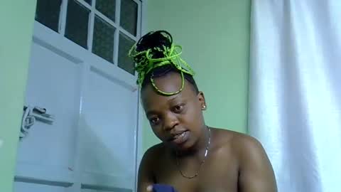 African Queen online show from October 28, 11:06 pm