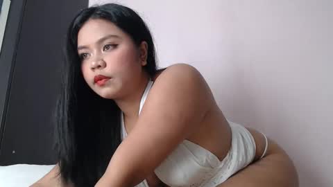 Snapshot of sexxymayaa chatting on October 1, 3:00 pm SexxyMayaa online show from October 1, 3:00 pm