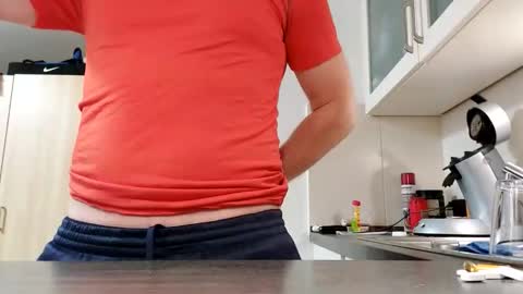 sexy30031986 online show from December 1, 6:44 am