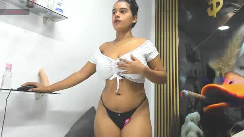 sexy78michell online show from May 9, 2:06 am