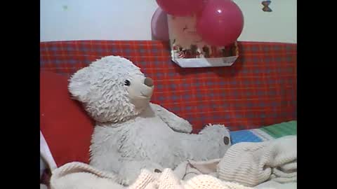 Ann online show from January 9, 9:04 am