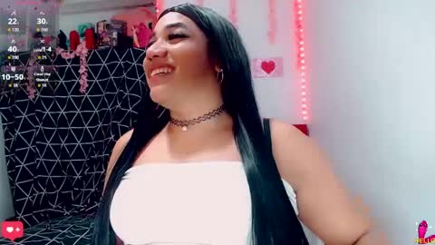 sexy_brunette2590 online show from March 18, 3:34 am