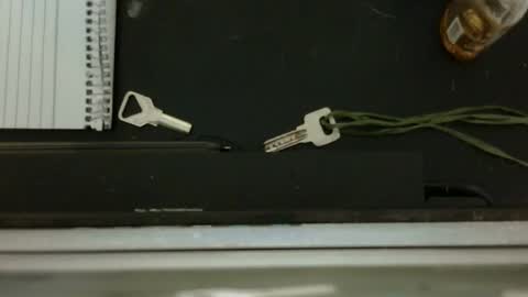 sexy_candy9 online show from April 2, 6:21 am