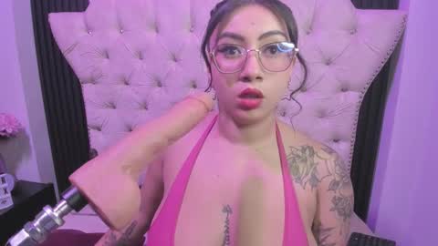  C R I S T A L  online show from March 9, 9:08 pm