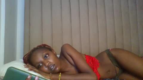 Snapshot of sexy_ebony_nica chatting on October 21, 2:21 pm sexy_ebony_nica online show from October 21, 2:21 pm