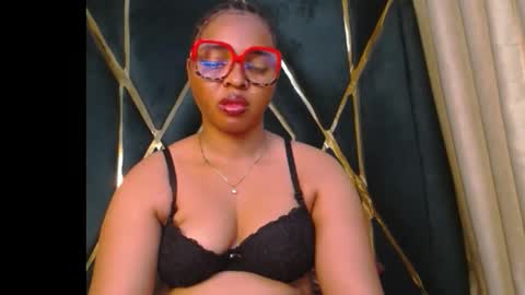 Clara online show from February 21, 10:02 pm