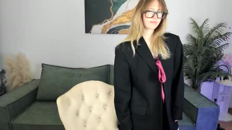 Forest fairy online show from December 23, 7:25 am