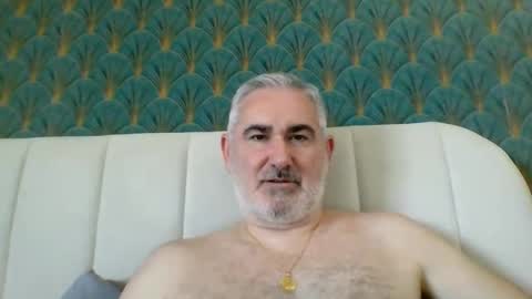 Antonio online show from June 3, 2:33 pm