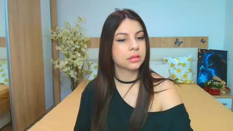 Lily online show from July 5, 4:04 am