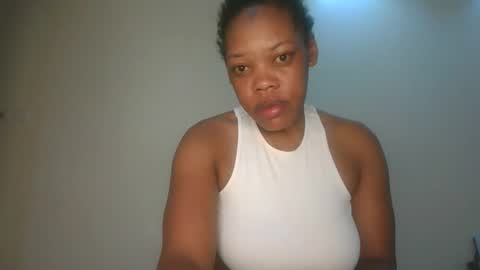 sexy_lyna online show from April 6, 5:52 am