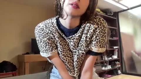 Alice Skay online show from January 9, 3:50 pm