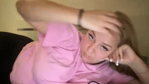 ALAYA  online show from January 18, 8:29 pm