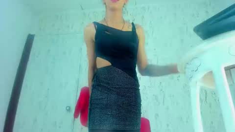 Snapshot of sexybabgirl chatting on October 20, 10:59 pm SexyBabyGirl online show from October 20, 10:59 pm
