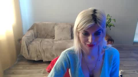 sexybeatriice online show from February 28, 8:29 am