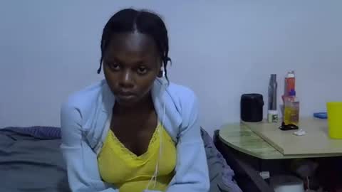 sexybeiby1 online show from April 12, 8:18 am