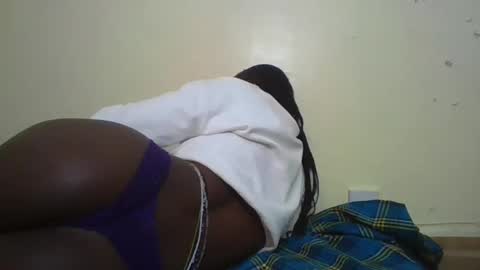 Sexybilha483 online show from February 27, 5:29 am