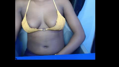 Snapshot of sexydebabe chatting on October 26, 10:09 pm sexydebabe online show from October 26, 10:09 pm