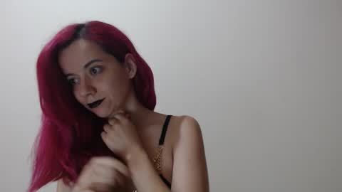 sexydemonangel online show from February 1, 8:33 am