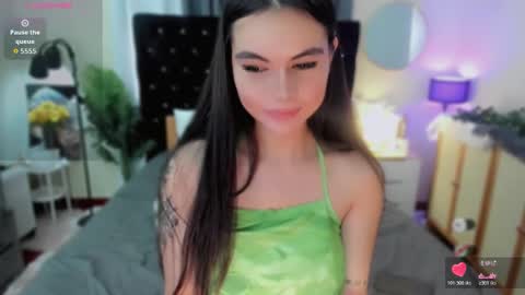 sexydollfox online show from June 3, 2:03 am