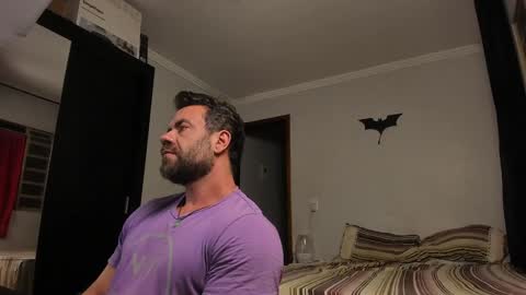 chris online show from January 15, 4:36 am