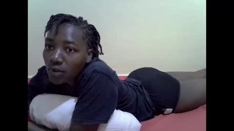 sexyghurl12 online show from January 15, 3:26 am