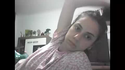 sexygirlk2000 online show from April 20, 9:07 pm