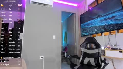 hotebony online show from March 26, 2:55 pm