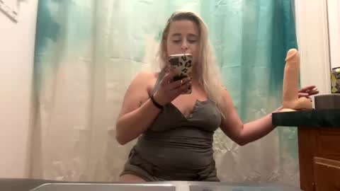 sexylilb17 online show from March 6, 2:30 am