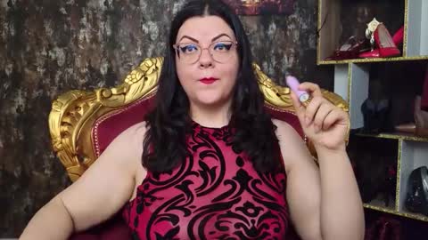 Mistress Lilian Lestrange online show from May 22, 4:58 pm