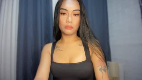 maxine online show from February 8, 6:55 pm