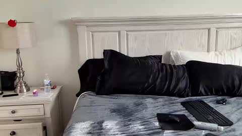 Sara online show from March 9, 10:14 pm