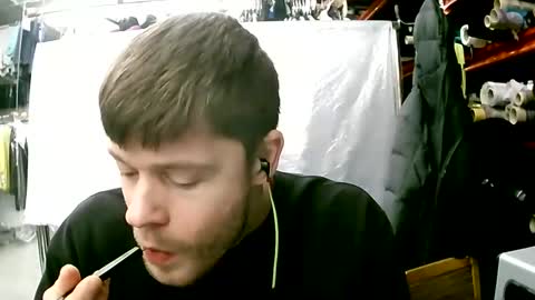 Snapshot of sexypornhot chatting on January 29, 6:43 am Erikson online show from January 29, 6:43 am