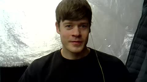 Snapshot of sexypornhot chatting on December 10, 6:33 am Erikson online show from December 10, 6:33 am