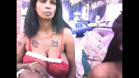 sexyva4u2luv online show from November 7, 6:38 am