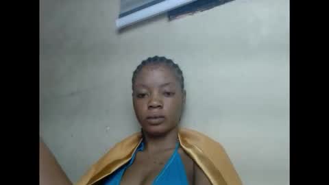 sexyxpeach online show from September 24, 9:43 pm