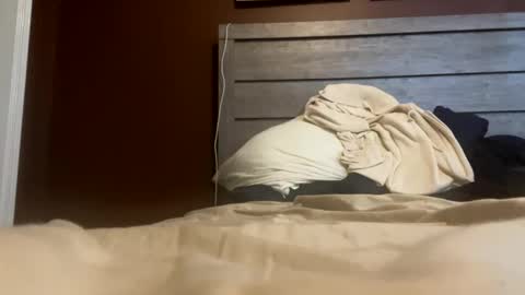 Snapshot of shaneconn1509 chatting on December 5, 9:11 pm ShaneConn online show from December 5, 9:11 pm