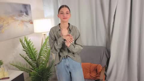 Christina online show from April 24, 3:30 am