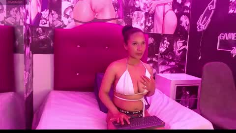 Shanel  online show from February 27, 11:41 pm