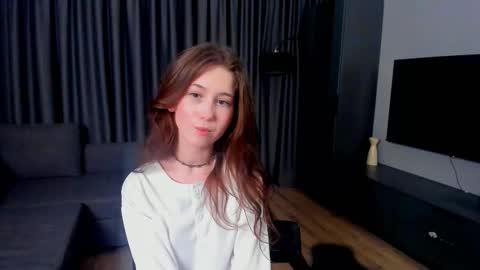 me name is Mia online show from December 20, 6:37 pm